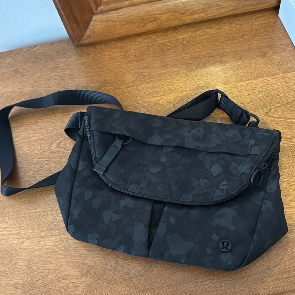 Lululemon crossbody bag